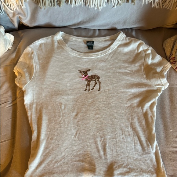 wild fable Tops - Wild Fable Cream Juniors Tee with Deer Design